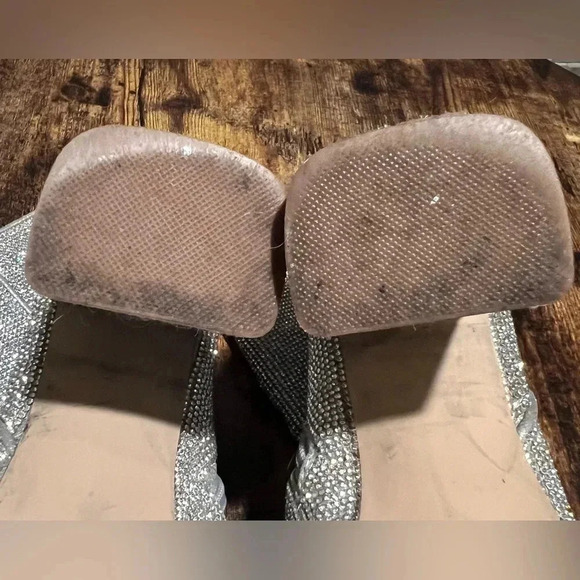 Steve Madden | NOTICED-R silver disco bootie. Size: 10. - Picture 7 of 16